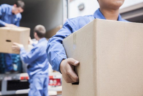 Man With Van Putney service introduction with local moving support
